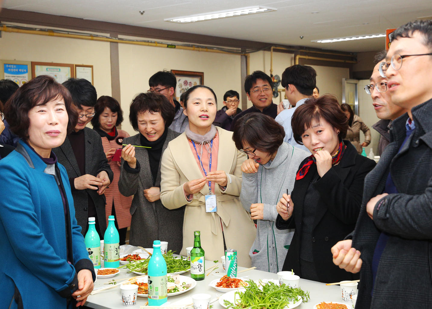 직원들과 함께하는 미나리Day (3.11. 구내식당) 3
