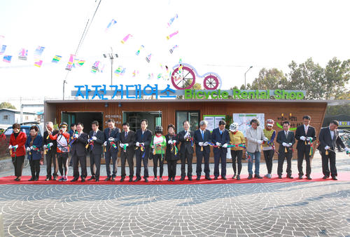 고향의 강 정비 및 자전거 만남의 광장 개소식 (11.11.만남의광장)